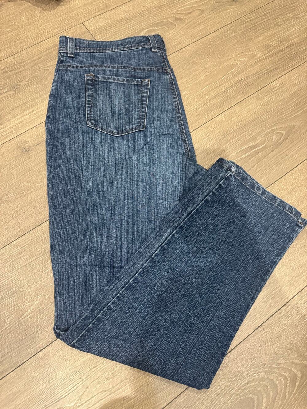 Gloria Vanderbilt Jeans Women’s 16 Medium Wash Straight Leg Stretch Denim